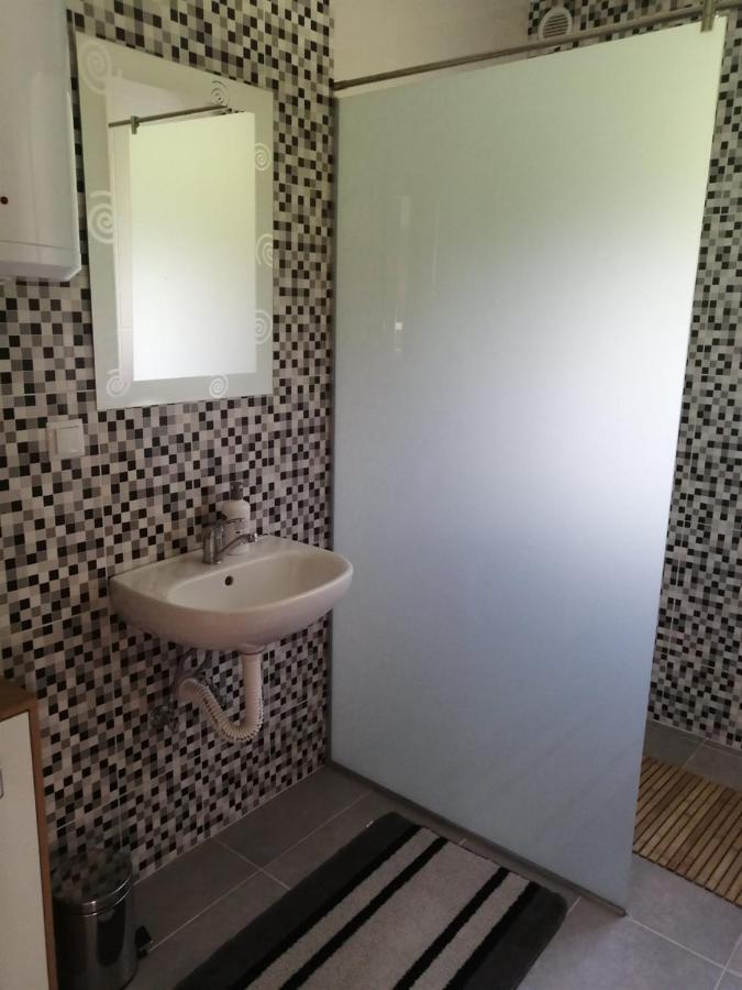 Vacation House Studenac Bihać Eksteriør bilde