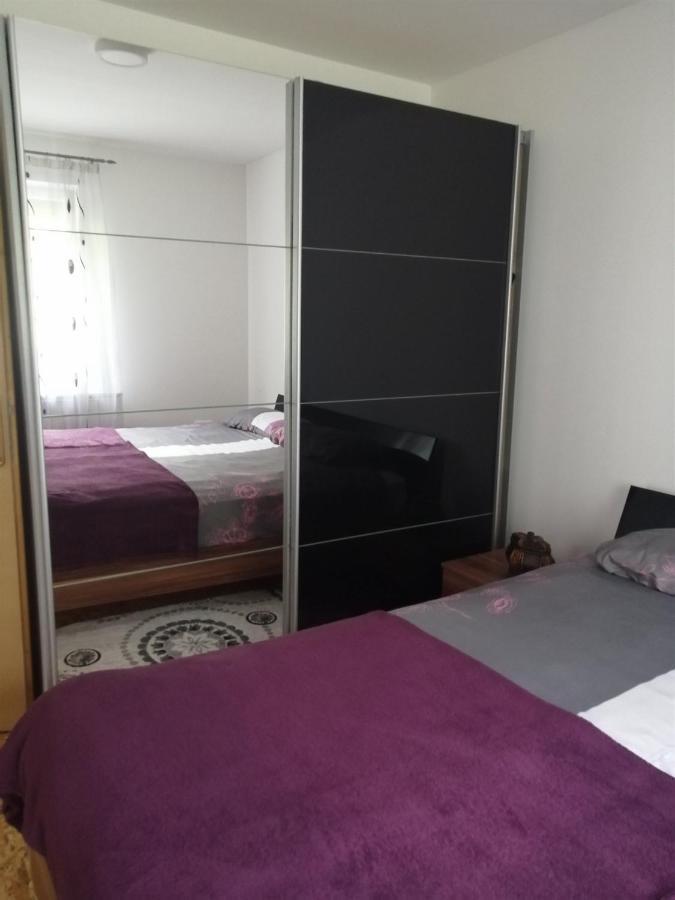 Vacation House Studenac Bihać Eksteriør bilde